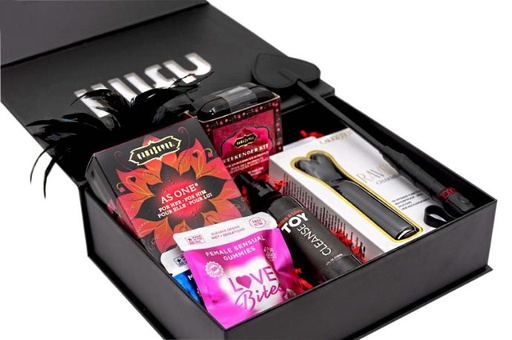 [A&L-2670] Introduction Box – Beginner Couples & Singles Pleasure Kit with Raven Charmer Vibrator, Kama Sutra Weekender Set, His & Hers Arousal Gels, Feather Tickler & Butt Plug